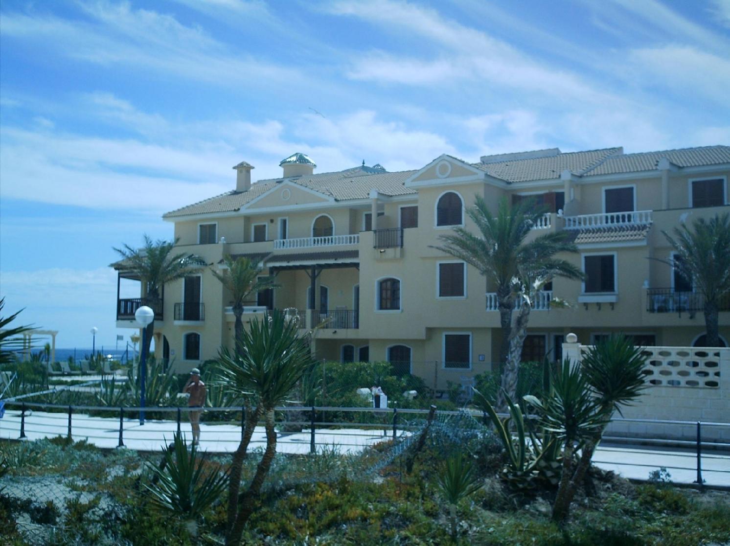 Shoal Apartamentos Ориуэла Экстерьер фото